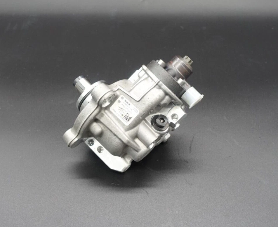 Kraftstoffpumpe Hochdruckpumpe Original Mercedes OM654 A6540704301 