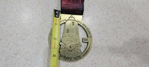 OLD BALDY FOUNDATION, Bald Head NC "Pirate Run 5k 10k" Medalla Maratón Virtual - Imagen 4 de 5