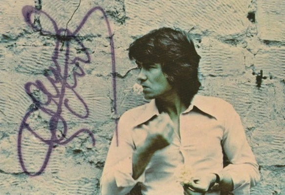 Daniel GUICHARD PHOTOGRAPHIE sur CARTE 15*10 avec AUTOGRAPHE - Photo 1/1