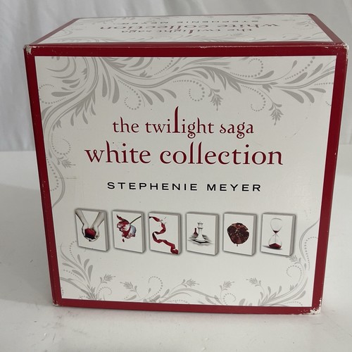 The Twilight Saga White Collection, (Paperback) - Picture 3 of 10