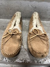 UGG Australia 5612 Dakota Suede Moccasin Slippers Shoes Size 9 US Tan