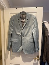 Stylish men’s blazer from Ted Baker London