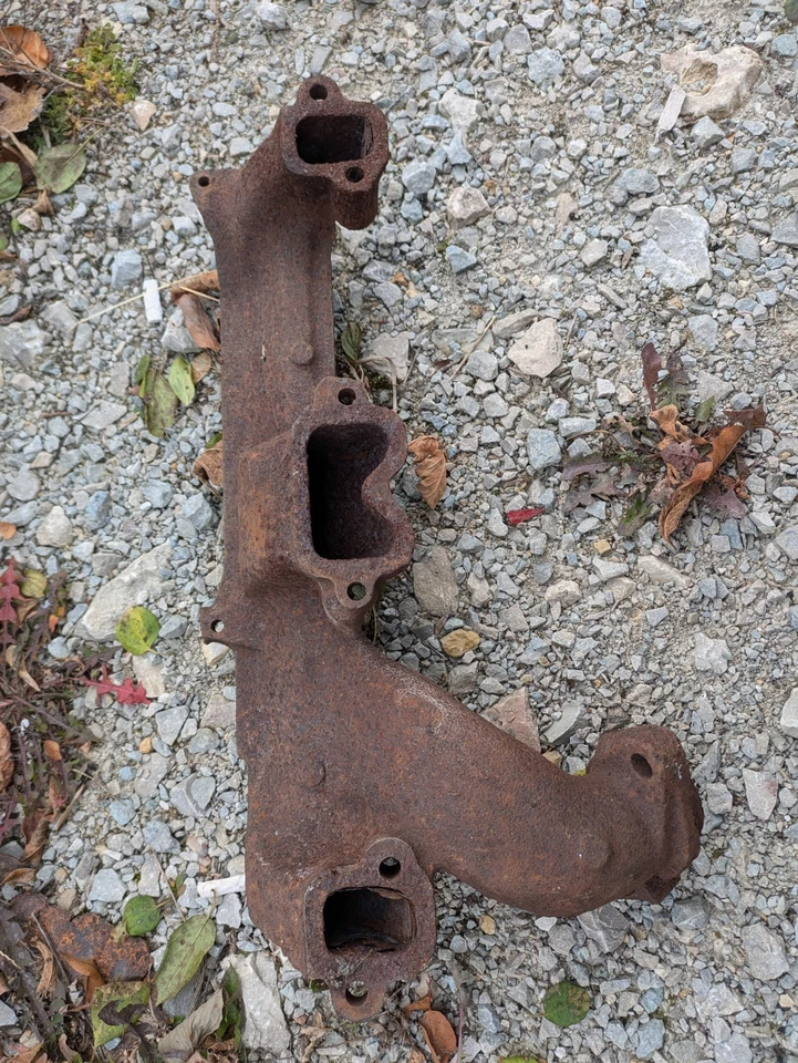 MOPAR Barracuda 318 340 EXHAUST MANIFOLD Dart Duster 360 Dodge Plymouth 2951123 - Image 2 of 3