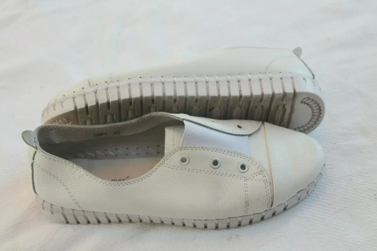BM Bernie Mev White leather Flats athletic Shoes Slip on Size Eur 39 US 9