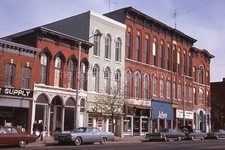 MARSHALL MICHIGAN 35mm FOUND SLIDE Photo COLOR Transparency 1970´S  31 T 8 D