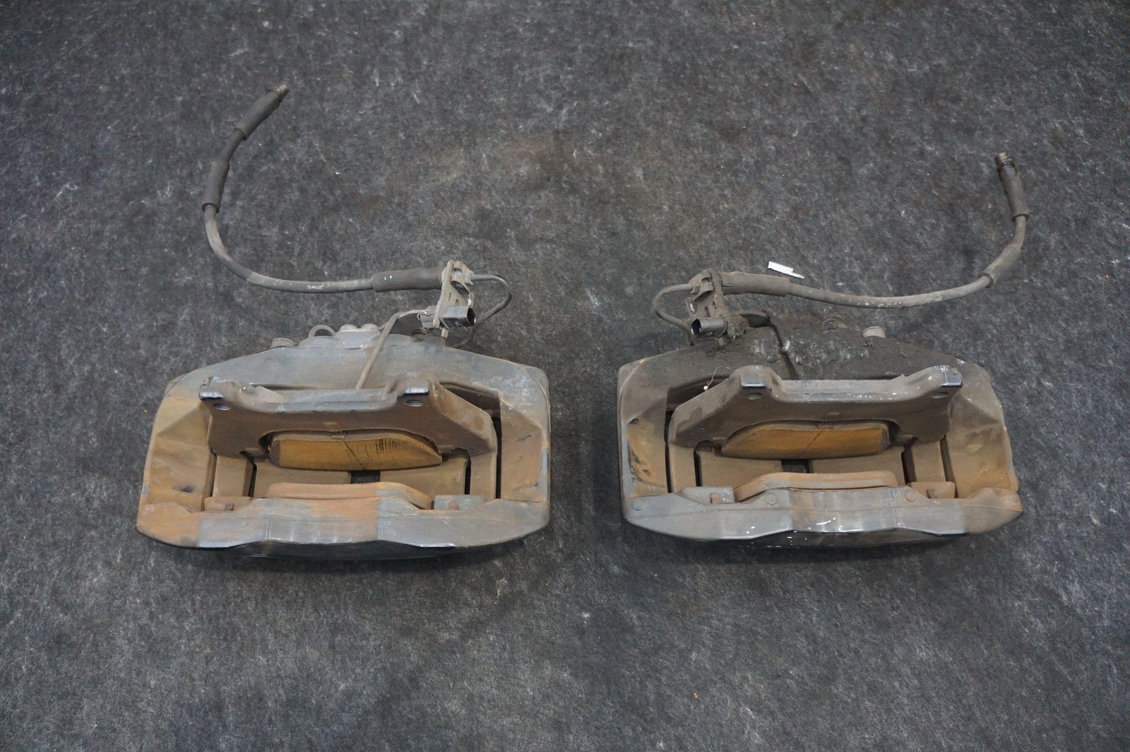 Set Front Left Right Caliper OEM 3W0698480 Bentley Continental Flying Spur 06-12