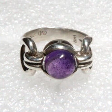 VINTAGE CLASSIC STERLING SILVER AMETHYST RING SIZE 6.5