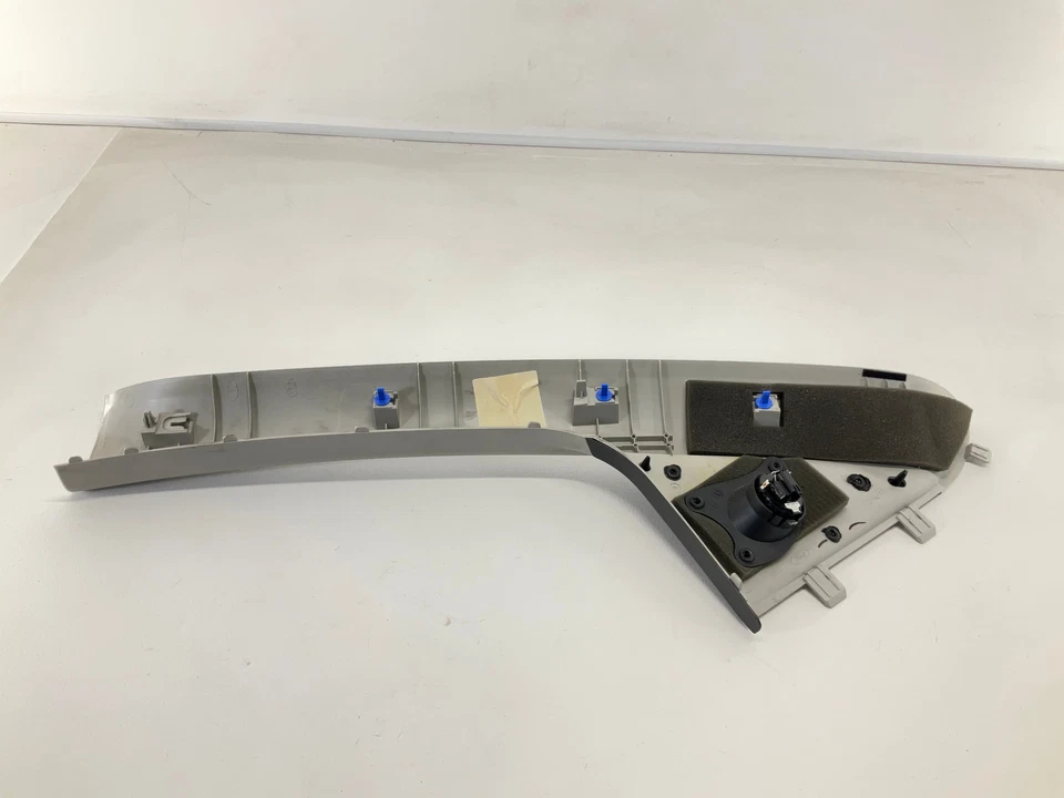 Внутренняя отделка левого и правого лобового стекла стойки 14-17 FORD Transit Connect - Изображение 2 из 4