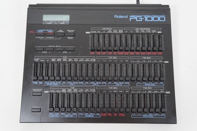 Roland PG-1000 Programmer for D-50 / D-550 Linear Synthesizer w 