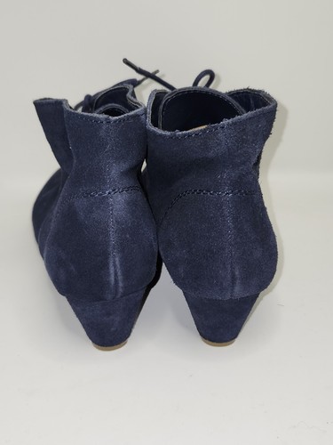 Women's 7.5 Crown Vintage Blue Suede Wedge Booties Lace up - 第 5/5 張圖片