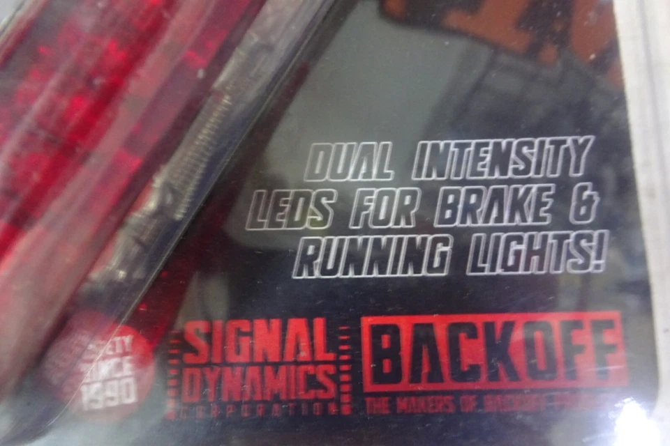 HARLEY'S CUSTOM'S UNIVERSAL DOBLE INTENSIDAD LED LUCES DE RETROCESO/FRENO/FUNCIONAMIENTO Foto 2 de 4