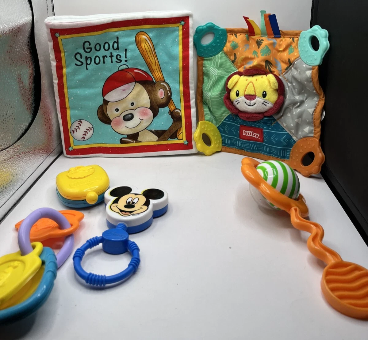 Good Sports Fabric Book 8.5" Lion Nuby Teething Rattles Keys Phone Baby Toys