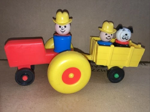 Vintage Fisher Price Little People Family Farm TRACTOR CART FARMER and dog