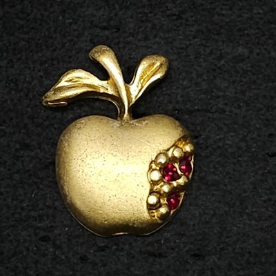 Gold Tone Apple Tie Tack Hat Coat Lapel Pin Back Brooch Red Rhinestone Bite