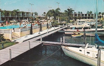 Quality Inn Bahia Beach Ruskin Florida FL Postcard D17