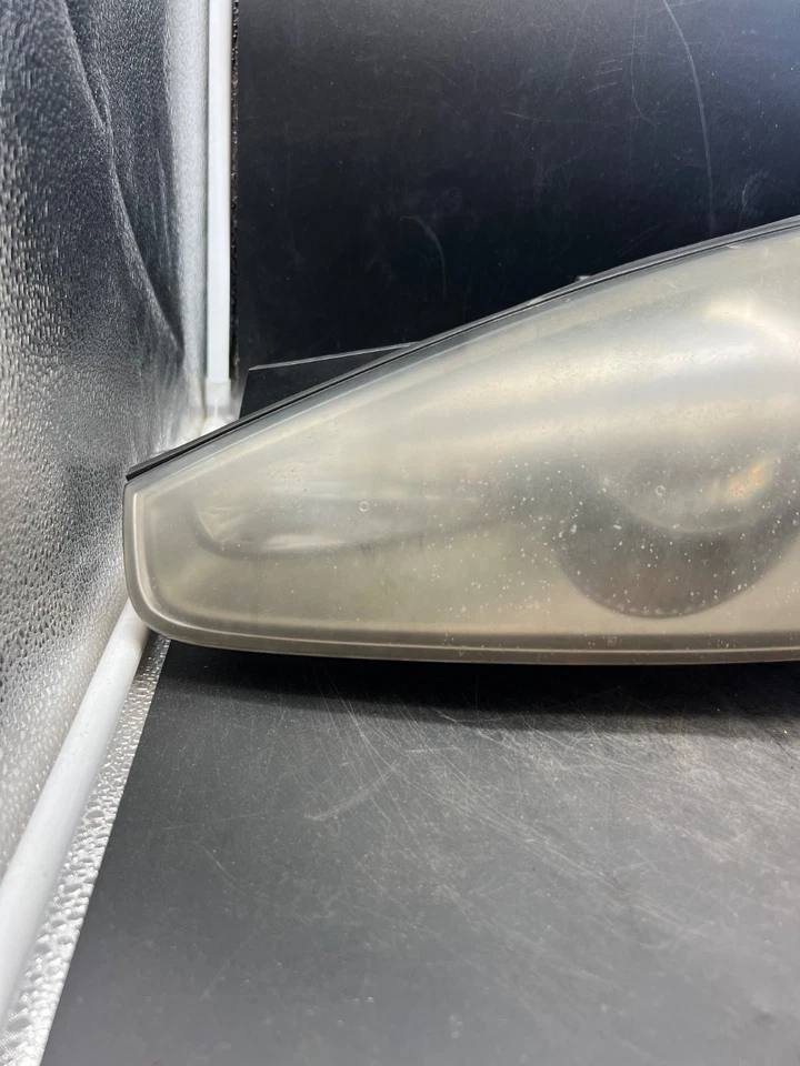 2005-2008 Hyundai Tiburon OEM Driver Side Headlight Housing Assembly 92101-2CXXX - Image 4 of 4