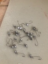 1/8 ounce tip up jigs
