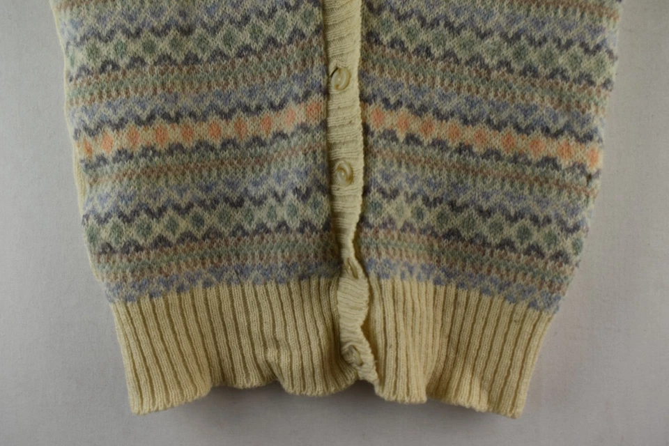 Pitlochry Womans Pure New Wool Vest Jumper Knitted Size 36' Vintage - Image 3 of 4