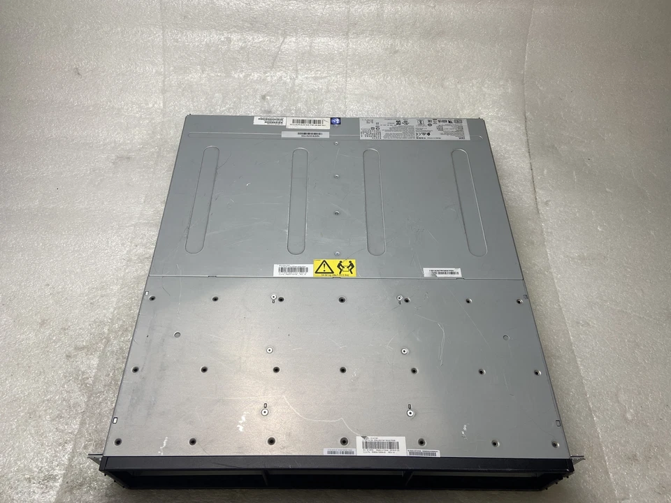 IBM Storwize V5010 SFF Dual Storage Control Enclosure - Image 2 of 4