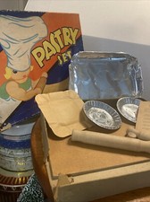 Vintage Pressman Child  s Little Pastry Set In Original Box