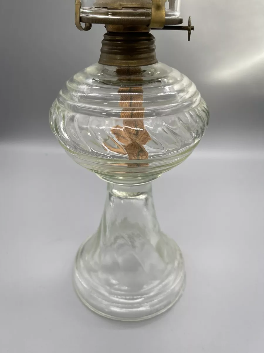 Vintage Dabs Oil Lamp With Clear Twist Pattern Glass Made In