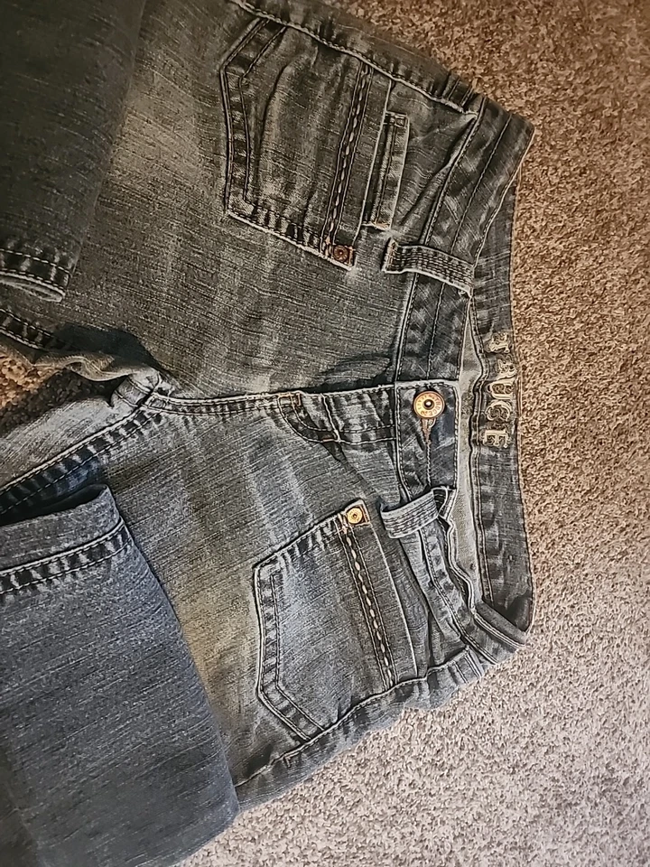 Truce Juniors Size 11 Blue Denim Jeans - Image 4 of 4