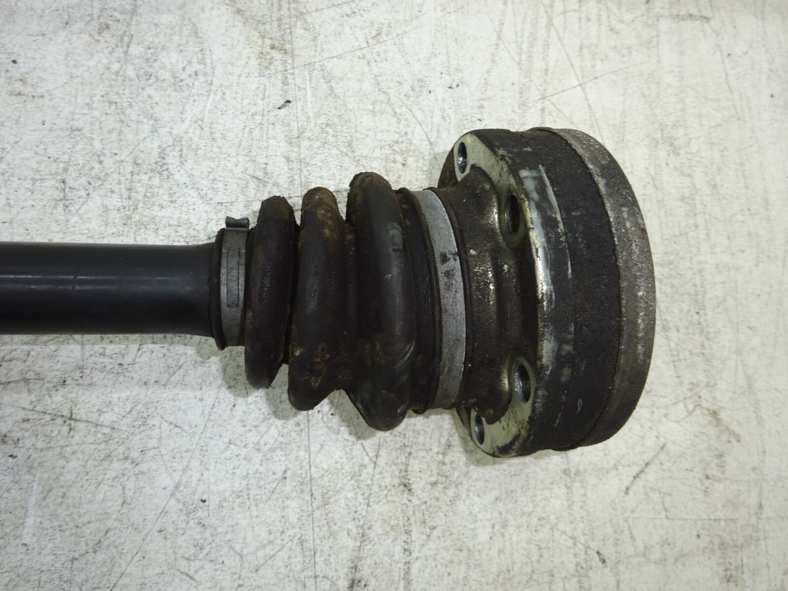 Maserati Quattroporte 2005-2008 REAR+LEFT Axle shaft