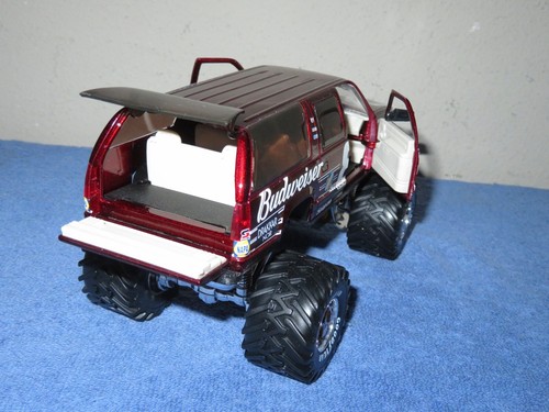 #8 DALE EARNHARD 1993 CHEVROLET SUBURBAN MONSTER SUNNYSIDE 1:24 BUDWEISER BEERS - Picture 9 of 12