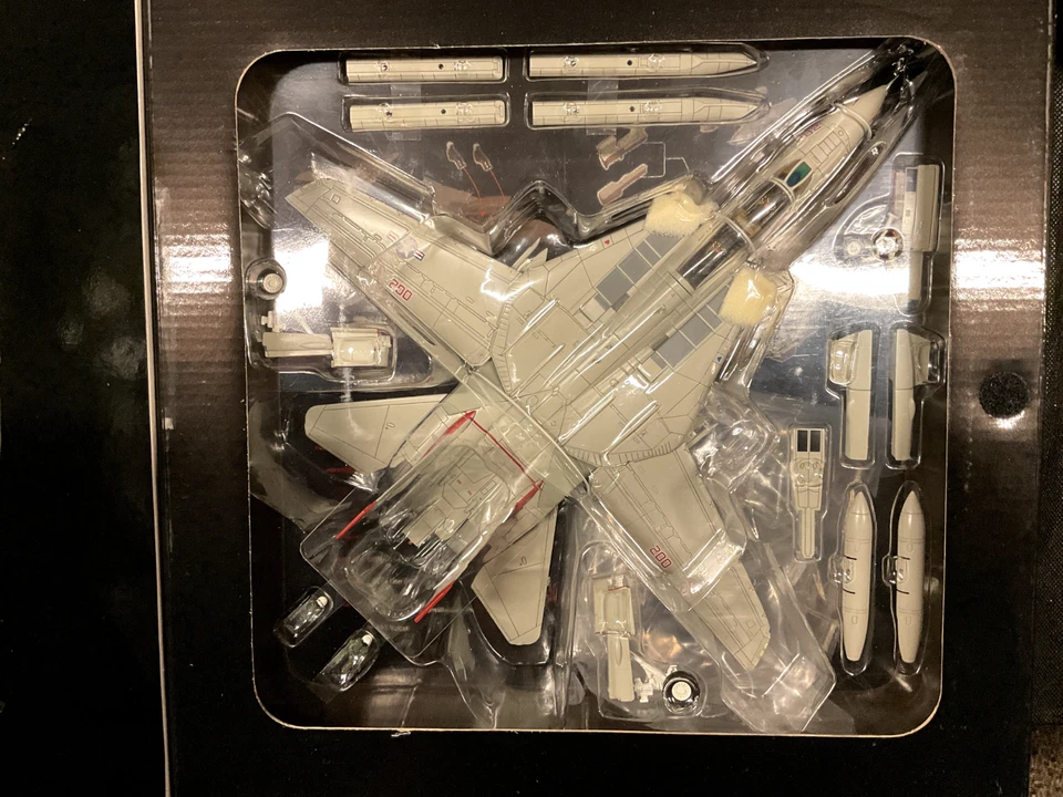 CENTURY WINGS F-14A TOMCAT U.S. NAVY VF-111 SUNDOWNERS NL200 1988 "RARE" - Image 2 of 4