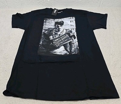 Devil May Cry Limbo City Police Mug Shot Graphic T-Shirt SZ Medium (BB)