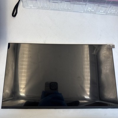 New BOE NE156QUM-N69 15.6'' 4K UHD Laptop Screen - 40-Pin IPS - 3840x2160