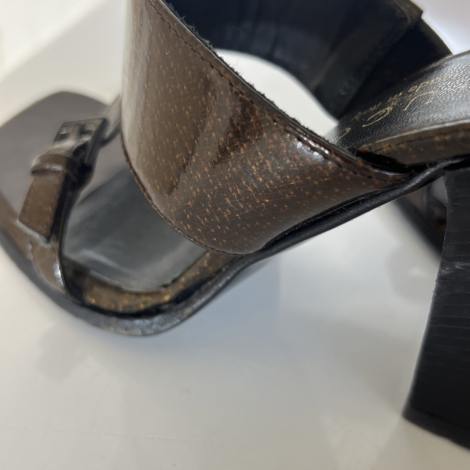 Gucci  Double strap Leather Slide On Mule Sandel Size 5 1/2 B