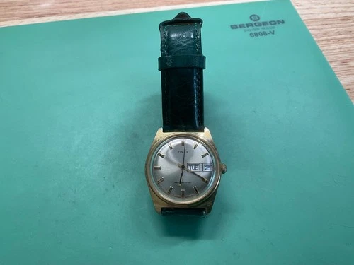 Vintage 1977 Timex Marlin Men's wrist watch