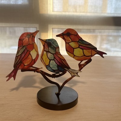 STAINED METAL 3 BIRD SCULPTURE DESK SHELF DECOR LIGHTWEIGHT STAINED GLASS ''LOOK''