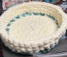 Handmade Yarn Cat Nesting Bed Beige