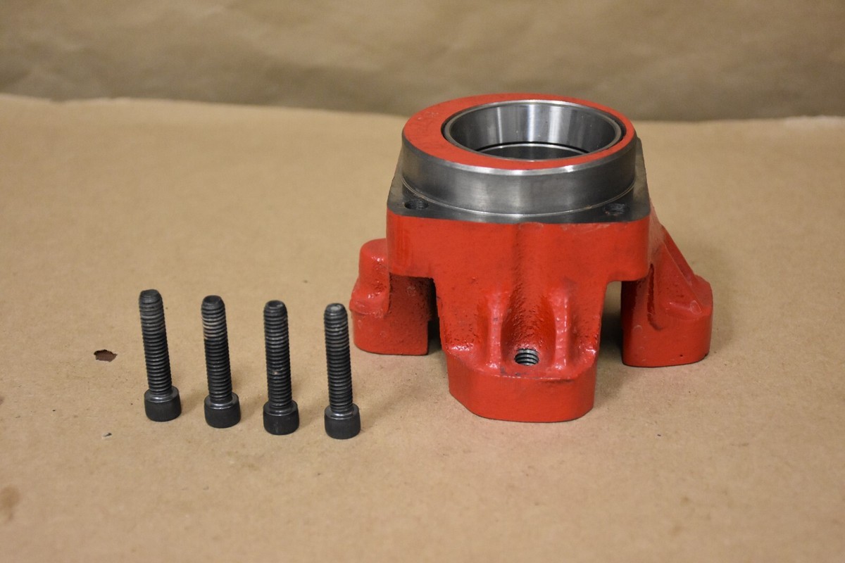 328591-11X CHELSEA PARKER PTO FLANGE KIT ( 221/ 442/ 447/ 680