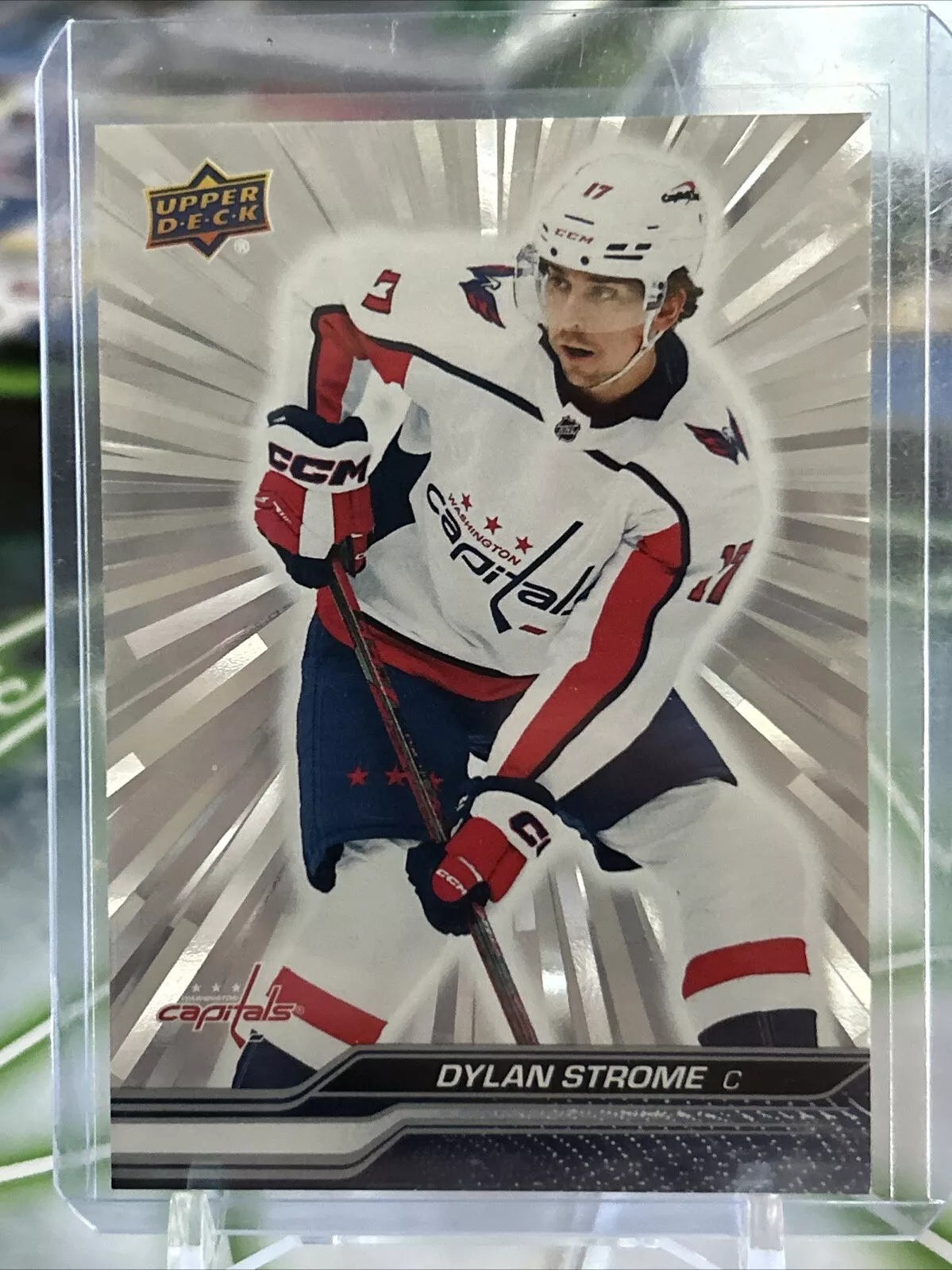 Dylan Strome trading card
