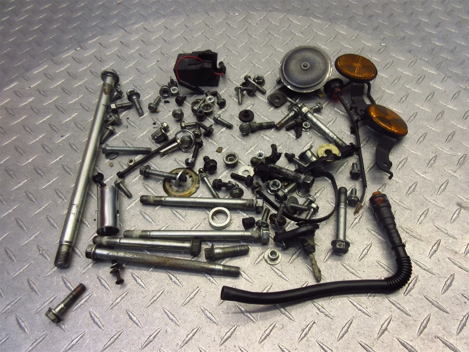 Honda CBR300 CBR300R 2016 15-19 hardware tuercas pernos tornillos varios etc lote OEM Foto 4 de 4