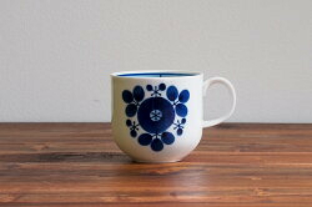 Hakusan Porcelana Bloom Taza de Té y Café Hasami Yaki Japón Buen Diseño Premio