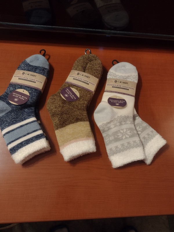 *NEW 3 Pair* C.W. Hart Women's Cabin Socks Infused with Aloe Vera, Size 9-11 #2