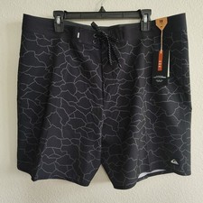 Quiksilver Men's Black Board Shorts Size 38 19" Length