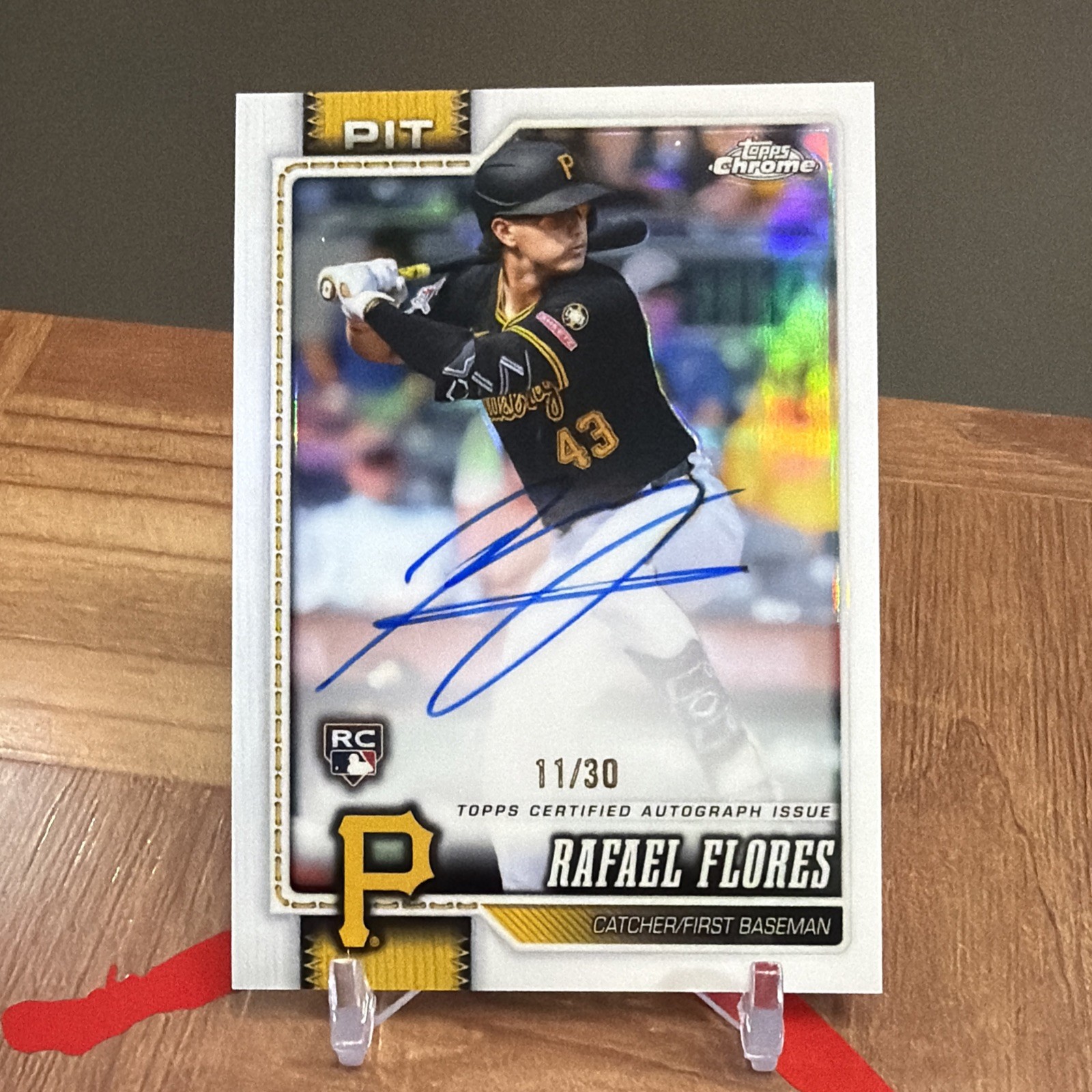 2026 Topps Chrome Baseball - Rafael Flores /30 Auto White Refractor view 1