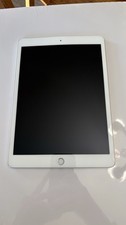 Apple iPad 7th Generation A2197 32 GB, Wi-Fi. READ. TOUCH DOESN T WORK.