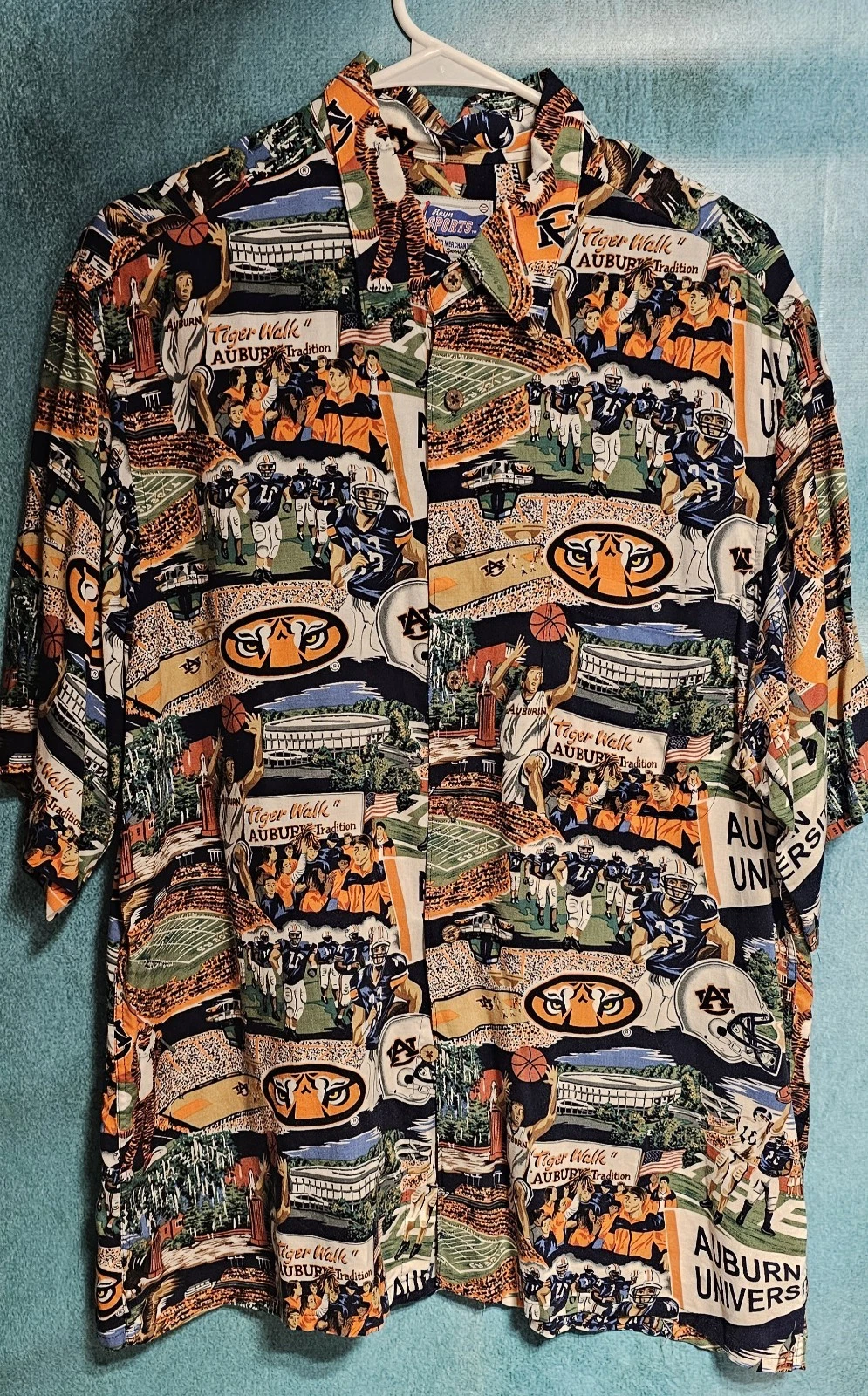 Reyn Spooner Sports Auburn Tiger Men's Large Rayon Hawaiian Shirt