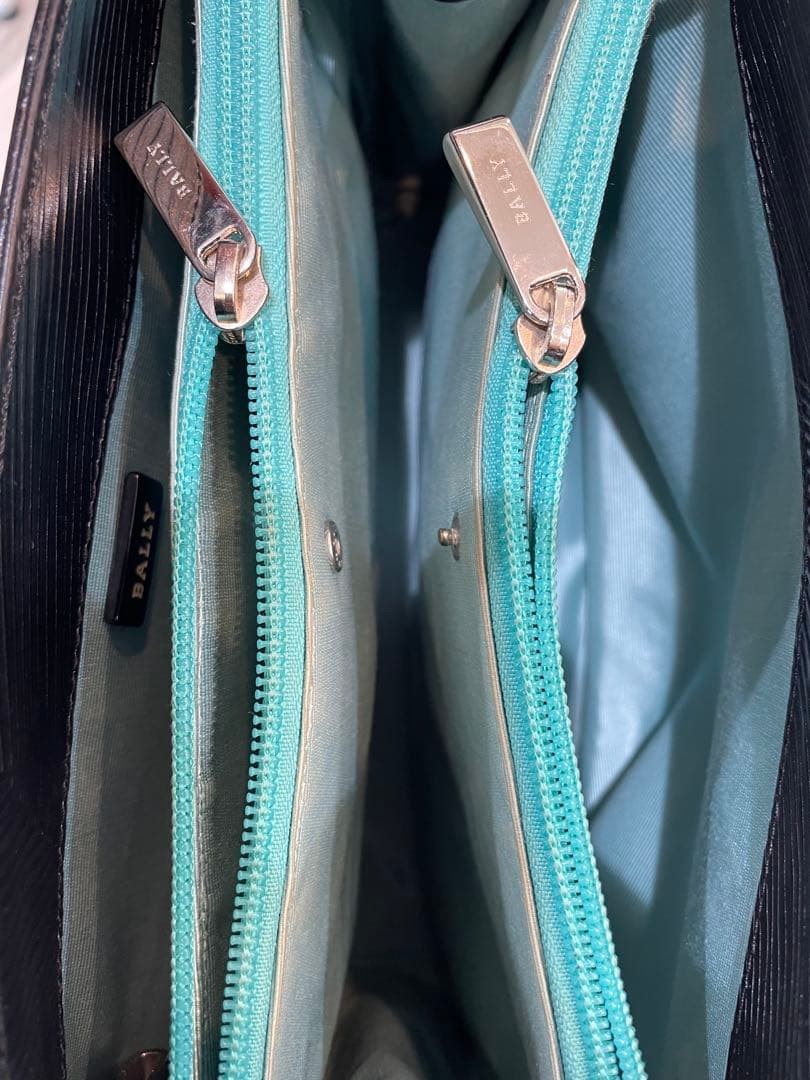 BALLY Double Zip Shoulder Bag 20a — image 14