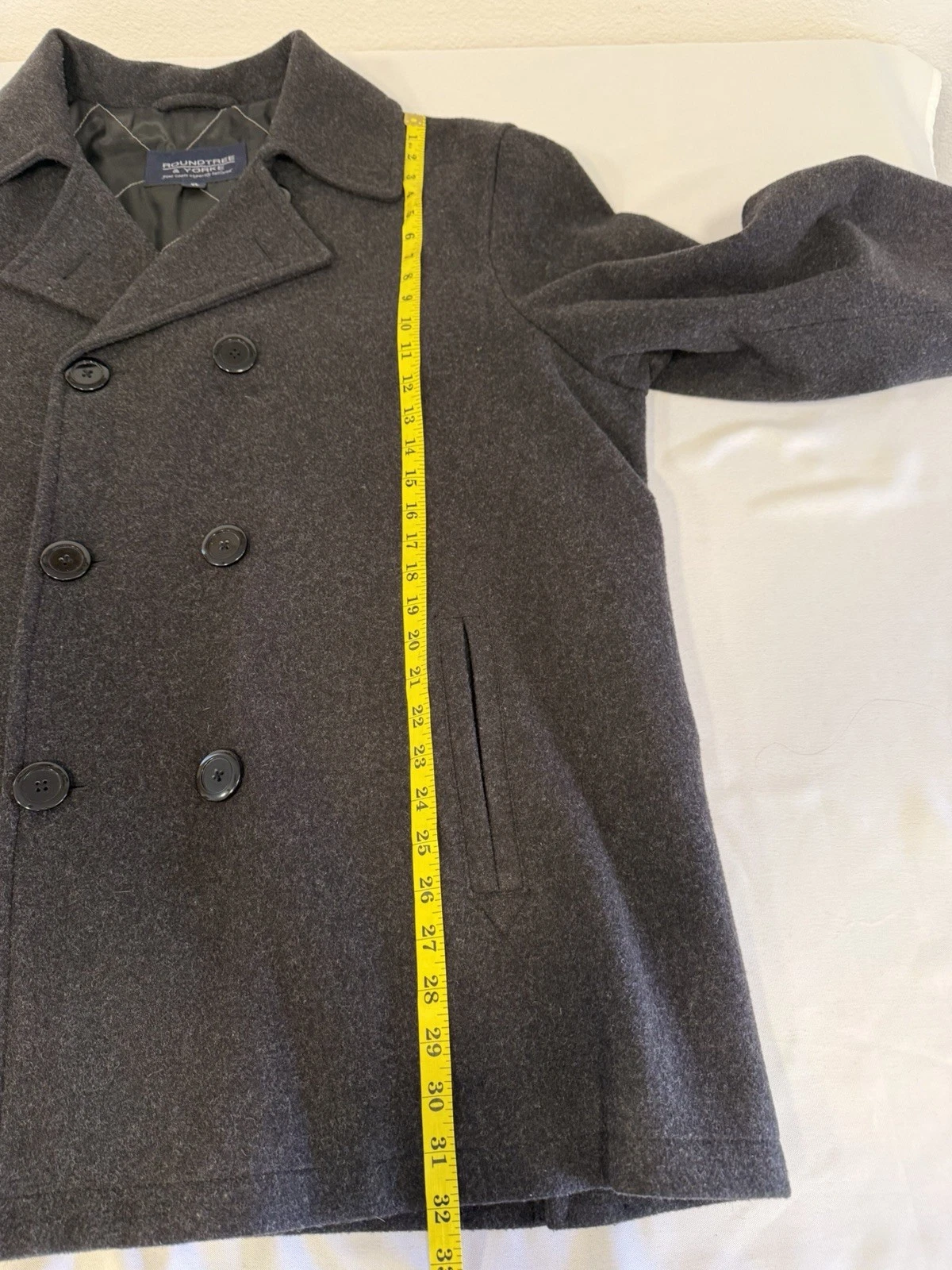 Roundtree & Yorke Men's Grey Wool Blend Peacoat Double Breasted Jacket Size XL - product detail image 4