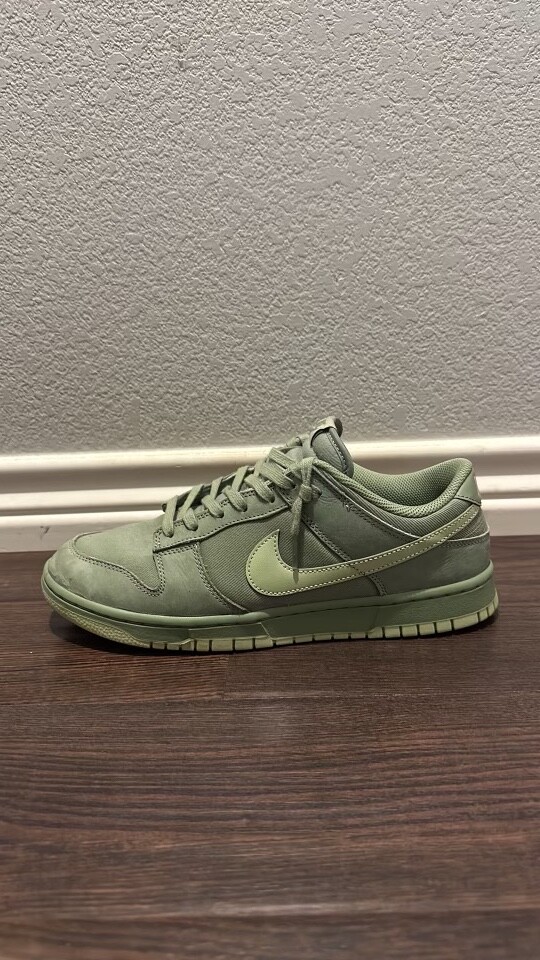 Nike Oil Green Premium Dunks. Size 10.5 - image 5