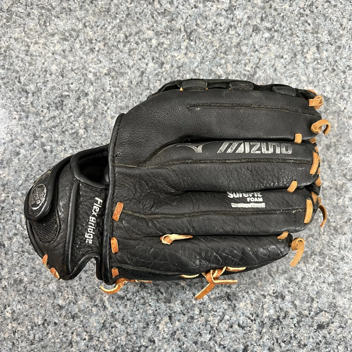 Mizuno mvp store youth 11.5