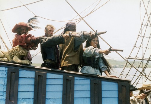 Die Piraten der Karibik - Miniserie in 4 Teilen - Mario Adorf (1998) [2 DVDs] - Bild 13 von 16