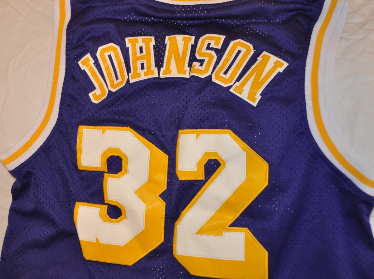 Magic Johnson jersey men's small VINTAGE ADIDAS HARDWOOD CLASSICS